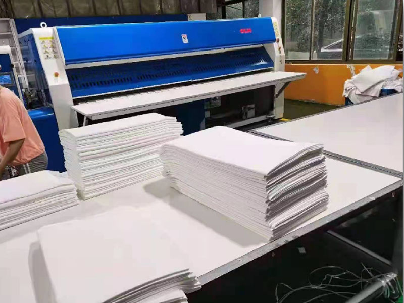 洞头高速熨烫机-01